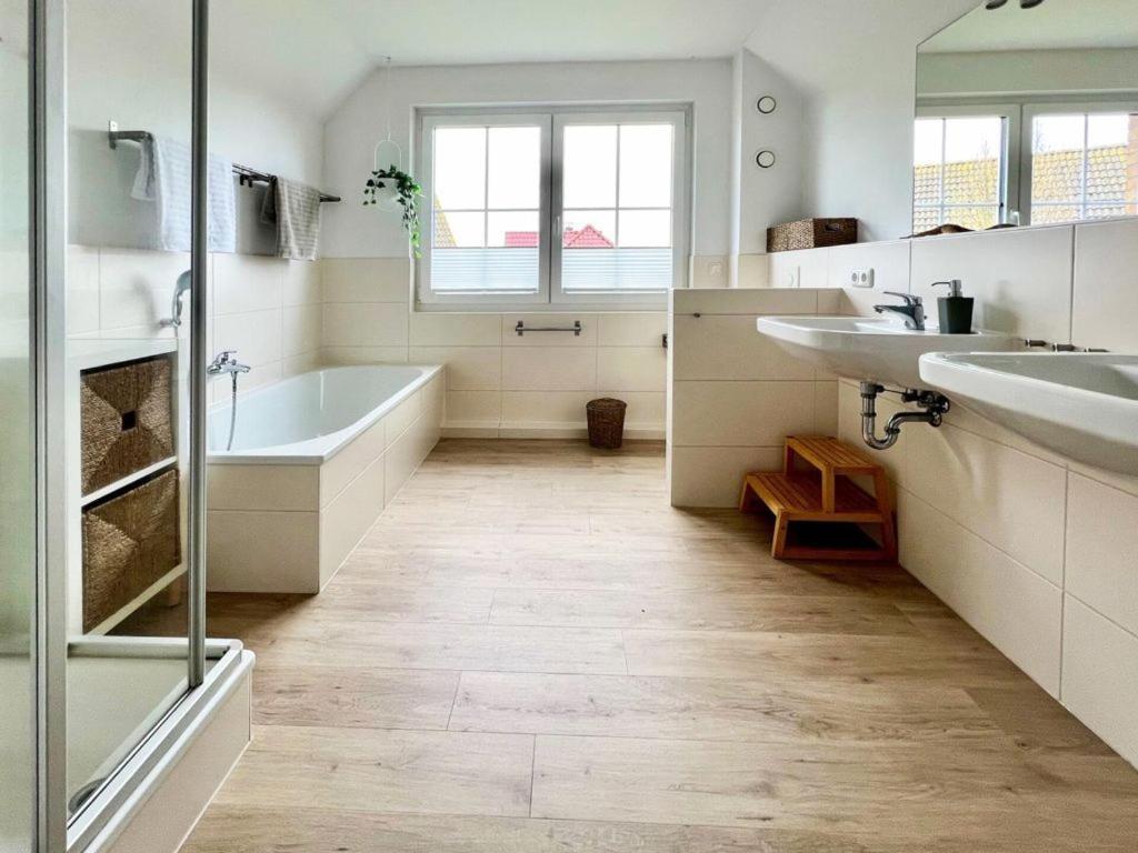 "Sonnenliebe" Ferienhaus Groß Schwansee 外观 照片